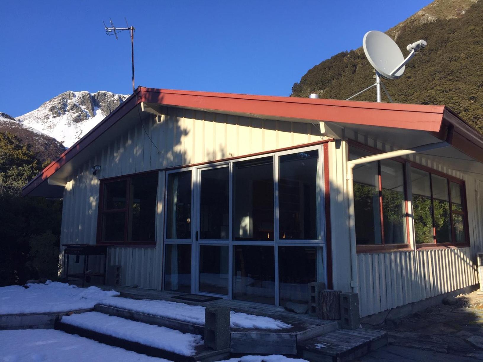 Aoraki Alpine Chalet Aoraki / Mount Cook Exterior photo